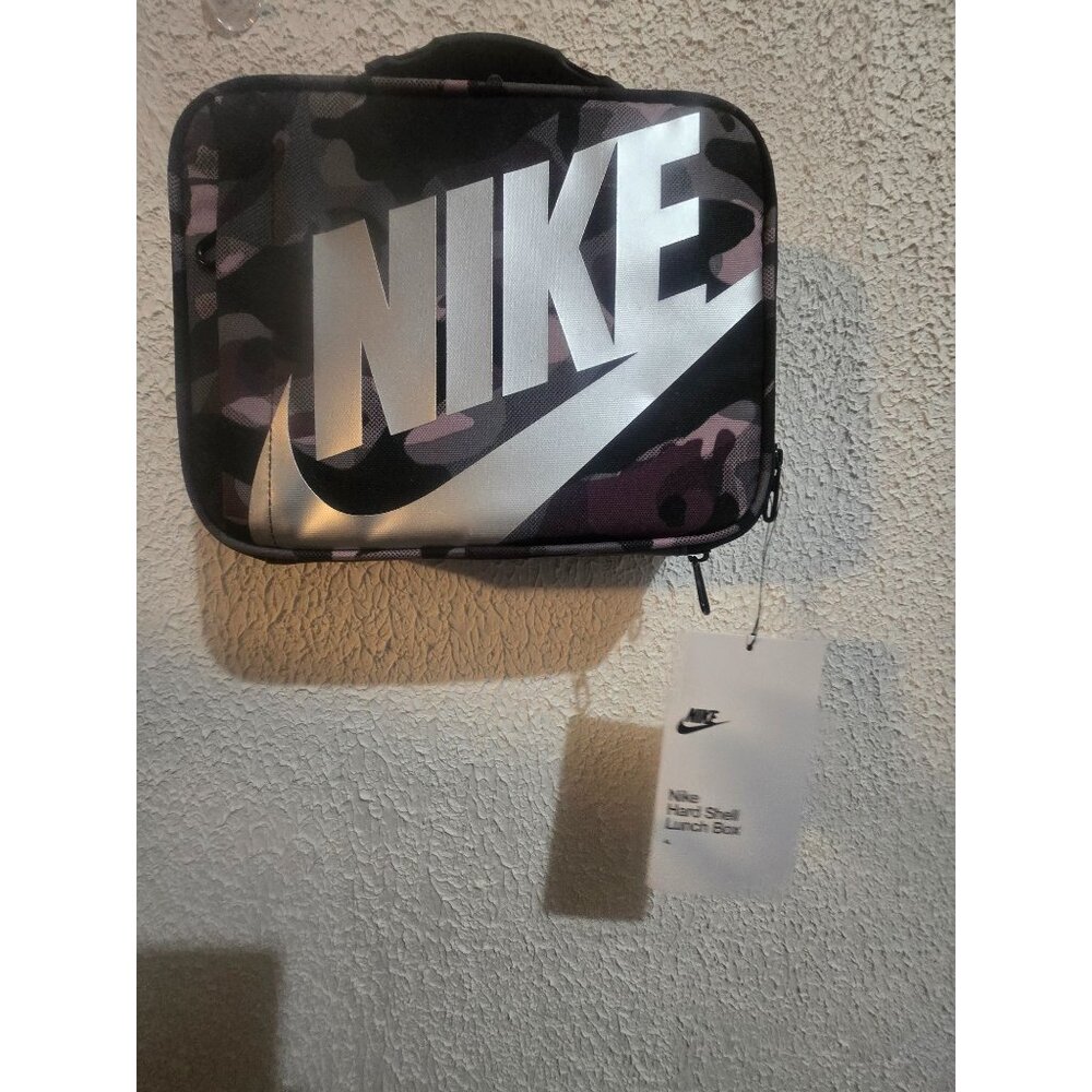 Nike Hard Shell Lunch Box Camo‎ Print With Handle